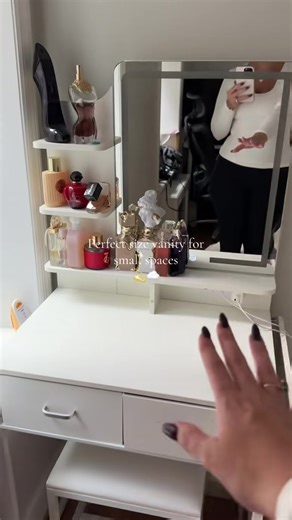 Compact and Stylish Vanity for Small Bedrooms