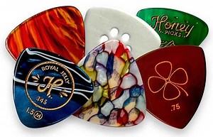 Are $45 Guitar Picks Worth the Cost? A Roundup of Tortoiseshell-Alternative Picks from Boutique Makers