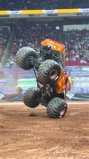 El Toro Loco Performs a Stunning Cartwheel at Monster Jam