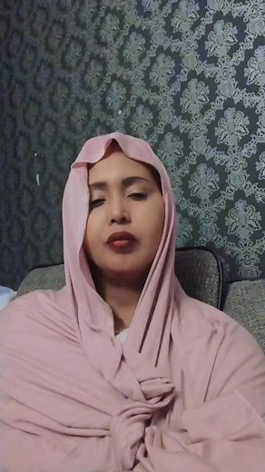 Expressive Gestures in a Cozy Indoor Setting