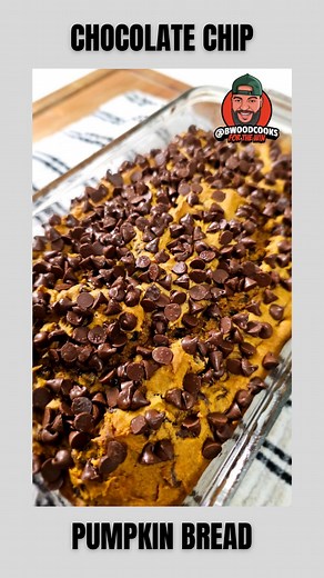 @bwoodcooks on Instagram: "If you love pumpkin bread, try this easy 3-ingredient recipe. Just take 1 can pumpkin puree, a box of spice cake mix, and 1 pack semi-sweet chocolate chips (save some for top). Mix them together, bake at 350°F for 35 to 50 minutes (depending on your oven), and watch the video for anything missed we have 3 ingredient pumpkin chocolate chip bread for the win. Follow For More 3 Ingredient Viral Recipes 🔋 By @officialsocialqs"