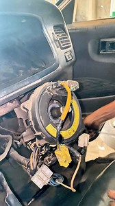 131K views · 1.1K reactions | Clock Spring Removing! #clockspring #horn #rxmechanic #fypシ゚ | Rx Mechanic | Facebook