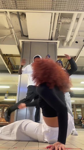 First Time Splits: Hilarious Confusion! 😂