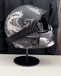 The brand NEW RG1-DX Snow-Sports range is packing the ultimate feature... the ShockPods bluetooth audio system! Prepare to get yours on September 10th by pre-registering at www.ruroc.com/rg1-dx NOW! #ShockPods #PreRegister #Sept10 | Ruroc