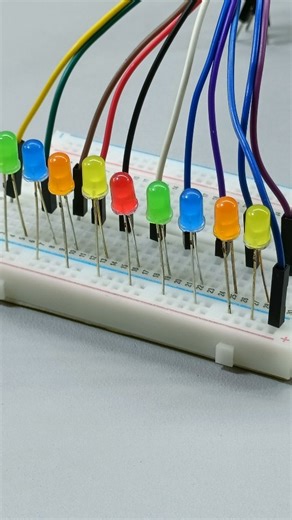 Arduino Sparks on Instagram: "Amazing 3 Effect LED Chaser #electronica #reels #diyelectrix #short #arduinoprojects"