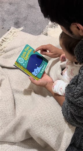 Story time with baba is my favourite time of the day #BabyBookTok #ReadingWithBaby #tinyreadersbiglessons #VoiceEffects