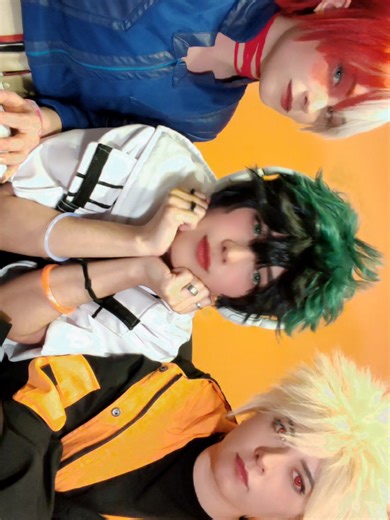 @Mika-chan 🩵 @AshiLynx 🧡 no les gusta el #todobakudeku #deku #bakugou #todoroki #izukumidoriya