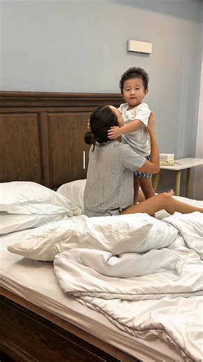 1.5M views · 920 reactions | I live for moments like this  Bed flips, bath splashes, and little messy breakfasts… he’s full of energy and so happy, and I wouldn’t trade it for anything 殺 Guardian Daily Bath Milk, wipes, and lotion make mornings like these even easier. Available in-store and online at Southstar Drug and Rose Pharmacy. #GuardianPH #GuardianEverydayCare #GuardianMoments #momlife | Southstar Drug | Facebook