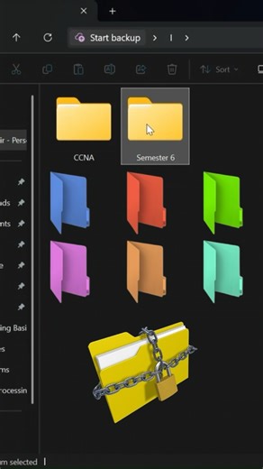 AmSmart Tech 👨‍💻 on Instagram: "Lock Your PC Folders 📂🔒 #Tech #techhacks #viralreels #windows11 #computer"