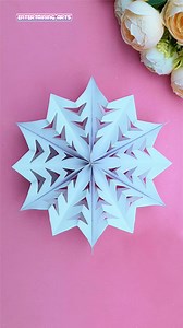 How to make easy Christmas snowflakes ❄❄ Homemade Christmas Paper Snowflake #reels #Shorts #Crafts #ChristmasTree | Entertaining Arts