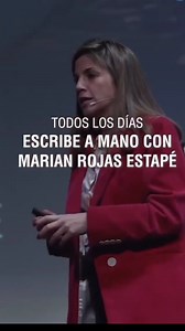 Marian Rojas Estapé nos recuerda que escribir a mano tiene beneficios significativos para nuestra mente y bienestar. Claves sobre los beneficios de escribir a mano: 1. ✍️ **Mejora la memoria**: Escribir a mano ayuda a retener información y mejorar la memoria a largo plazo. 2. 🌟 **Fomenta la creatividad**: La escritura manual puede estimular ideas creativas y nuevos pensamientos. 3. 🧘‍♂️ **Reduce el estrés**: Actúa como una forma de meditación, permitiendo que te enfoques y te relajes. 4. 📚 **