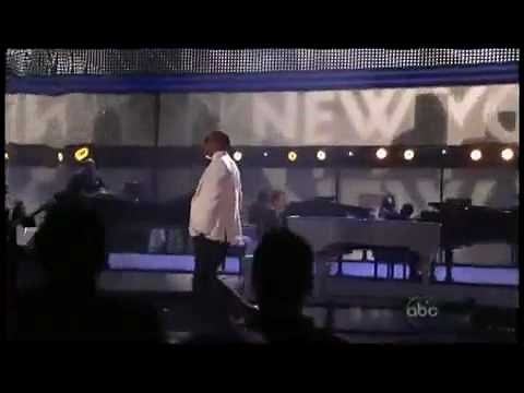 Jay Z & Alicia Keys - Empire State of Mind - Live American Music Awards 2009