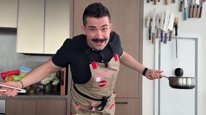 Tantos Puffed Pasta Chips Variety Pack Pesto, Marinara, Cacio e Pepe, Classico Plant Based Low Calorie Snack 1 oz, Pack of 8