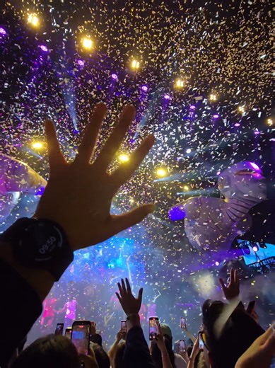 I miss my confetti moments... #jasonderulo #confetti #concert