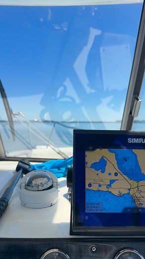 #floridalifestyle #boatlifeinflorida #boating #lanchas #boatinglife #boating #botes #floridaliving | Boat Life in Florida | Facebook