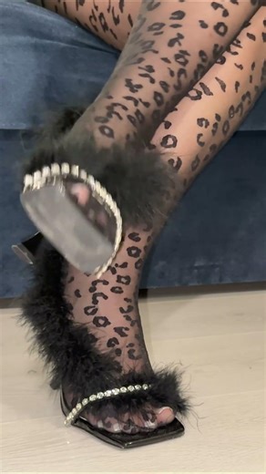 the best heels with tights #goddess #foot #heels #myhighheelsdesigns #highheels #tights