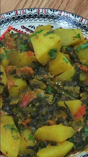 The Saag Aloo Method Most People Miss #IndianFood #VegetarianCurry #HomeCooking #food