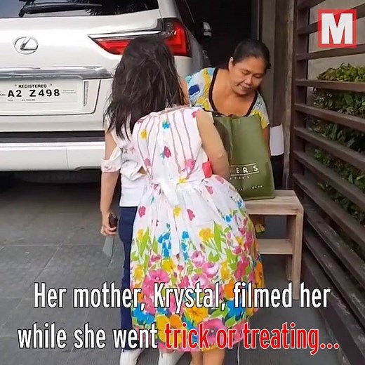 This little girl's Halloween outfit is BRILLIANT! 👻😱🎃 Credit: Instagram | Krystal Hwang | The Mirror