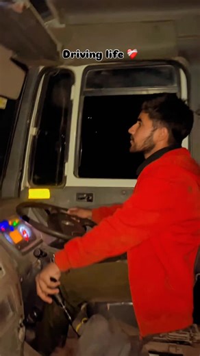 sadeeq bhiya vlogs | Driving life ❤️‍🩹Sadeeq bhaiya 💯 #driving #drive #driver #viralreels #jammukashmir #instagram #excavator #sadeeqbhaiyavlogs | Instagram