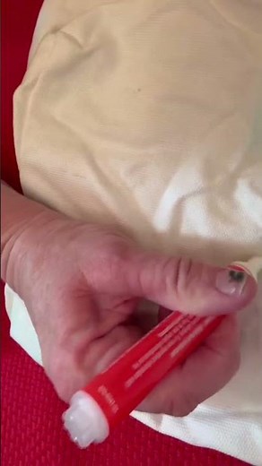 Tide To Go plus Oxi Stain Removing Pen
