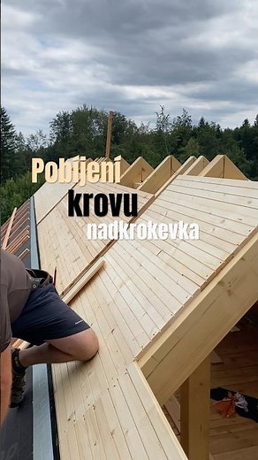 Základ pro nadkrokevku: Palubky vs. Latě 🏠📐