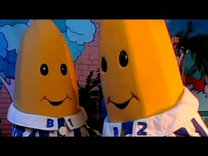 Shadow Painting - Classic Episode - Bananas In Pyjamas Official