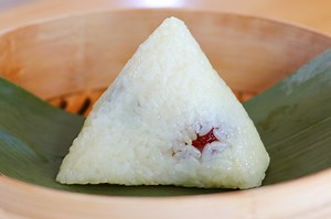 CiCi Li - Red Date Zongzi Recipe (Sticky Rice Dumpling)