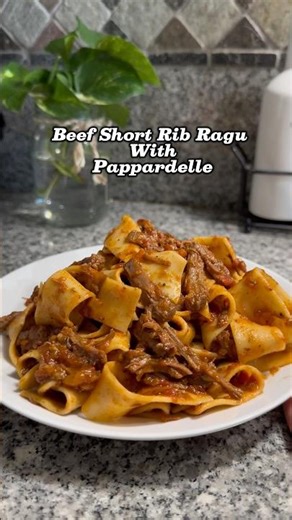 How to make braised short rib pasta for date night.