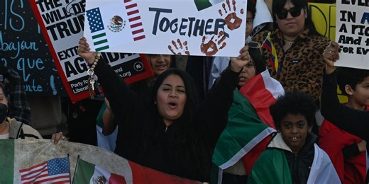 'We Do Not Want ICE Here': NC Officials Oppose Trump Targeting Immigrants in Charlotte | Common Dreams