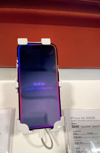 iPhone 17 air models looks really good #iphone17 #apple #london #currys #mobilephone #smartphone