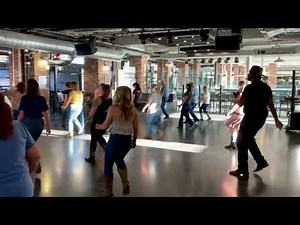 D.H.S.S. Line Dance Class Demo (Song Switch)