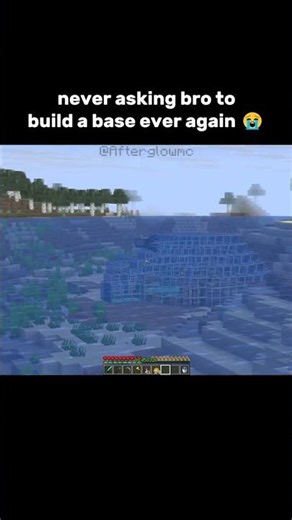 Minecraft Base Moment