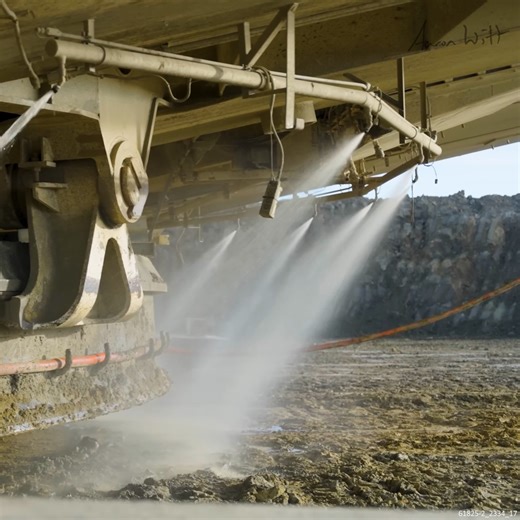 #draglines #bigmachines #earthmovers | Aaron Witt