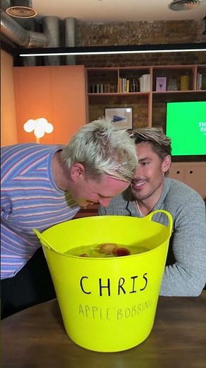 Chris Appleton apple bobbing