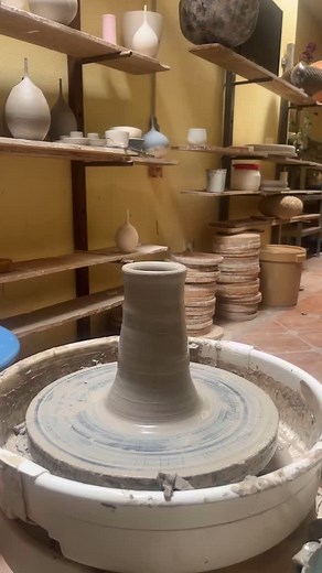 95 reactions · 7 comments | #clay #clayarts #clayartists #ceramica #keramiek #poterie #potterylessons #cerâmica #keramiek #pottery #ceramics | José María Mariscal-Ceramicas Mariscal | Facebook