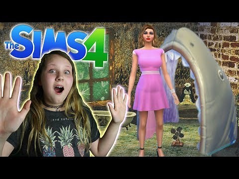 Does My House Look Creepy or Fun?? Sims 4 Let's Play - Ruby Rube