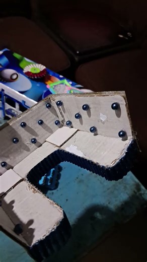 bus akruthi hadana hati.