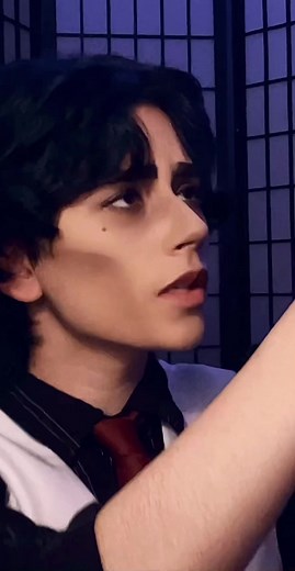 #POV Jayce walks in on Viktor while he’s working alone #fyp#foryou#viktor#arcane#arcanecosplay#cosplay#leagueoflegends#jayce#duet#meme#viktorarcane