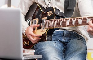 A Guide to Guitar Backing Tracks