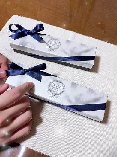 ボンボンショコラ作りました～！！ 味は、フレーズ(いちご)、抹茶、紅茶、プラリネの4種類！！ 初めてテンパリングしたけど、難しすぎて挫折しそうでした～#バレンタイン #チョコレート #フレーズ #テンパリング #ボンボンショコラ #チョコ #本命チョコ #いいね #いいね返し