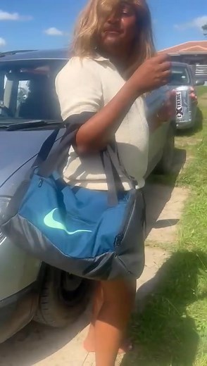 😂😂😂😂Umabuye ekwendeni, le Weave iRight??😂 | Lusanda Lucy Qhawekazi