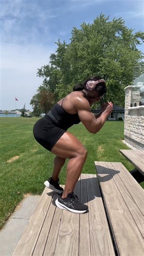 Andrea Shaw on Instagram: "🥳☀️ Now that summer is officially here, if you can find a set of stairs you can workout anywhere without equipment. Here are the exercises I did for my first outdoor workout on Saturday. ☀️ Squatting Step UPS ☀️ Curtsey Lunges ☀️ Side Lunges ☀️Stair Sprints (Descending sideways) ☀️Push Ups ☀️Planks ☀️ Knee Ups (Legs angled downward) ☀️Step Ups ☀️Dips ☀️ Froggie Crunch"
