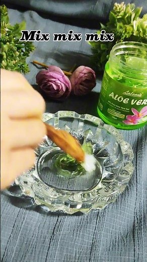 Apply This Night Cream & Wake Up With Smooth, Glass Skin!