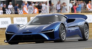 Watch The Nio EP9 Set A New Goodwood Record For the Fastest Production EV | Carscoops