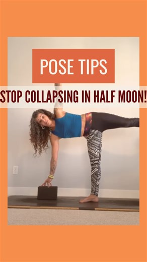 🌙 Do you struggle with collapsing down in your Half Moon Pose? 🧱 Grab yourself a block and try out this tip! Half Moon is a balancing pose where your body is open to the side. Usually, when we reach for the floor, our upper body tends to collapse down. This is where a block can be helpful! 👍 Bring your block on the medium or tall level underneath your supporting hand, put your hand on the block, and notice the difference! Give it a try, let me know how it goes! 💛 #yogiflightschool #ardhachan