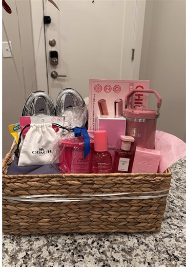 Create the Perfect Gift Basket for Any Occasion