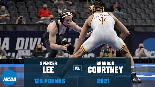 2021 DI wrestling finals: Iowa's Spencer Lee vs. Arizona State's Brandon Courtney (125 pounds)