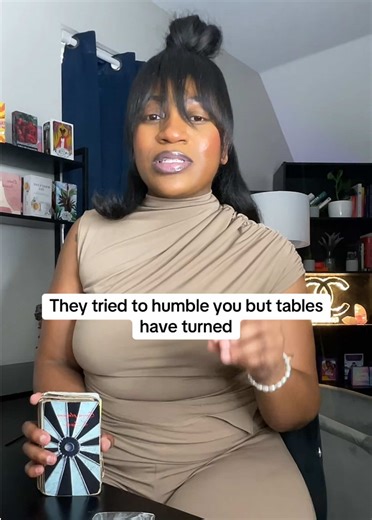 They shouldn’t have played😅 #intuitvemo #twinflame #soulmate #tarotreading