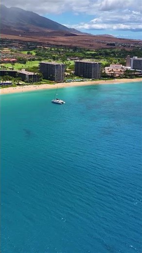 Classic Hawaiian beach vibes at Maui's Ka'anapali Beach