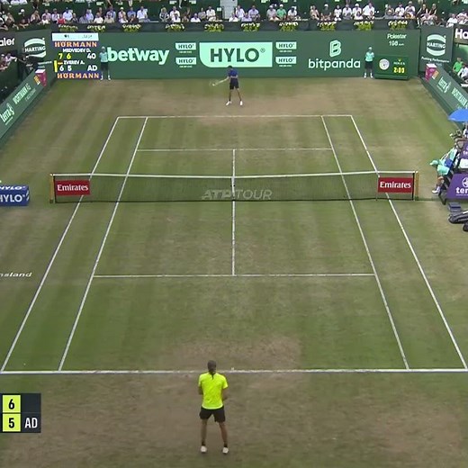 Point of the year🌟Alexander Zverev vs Daniil Medvedev Highlights | Halle 2025